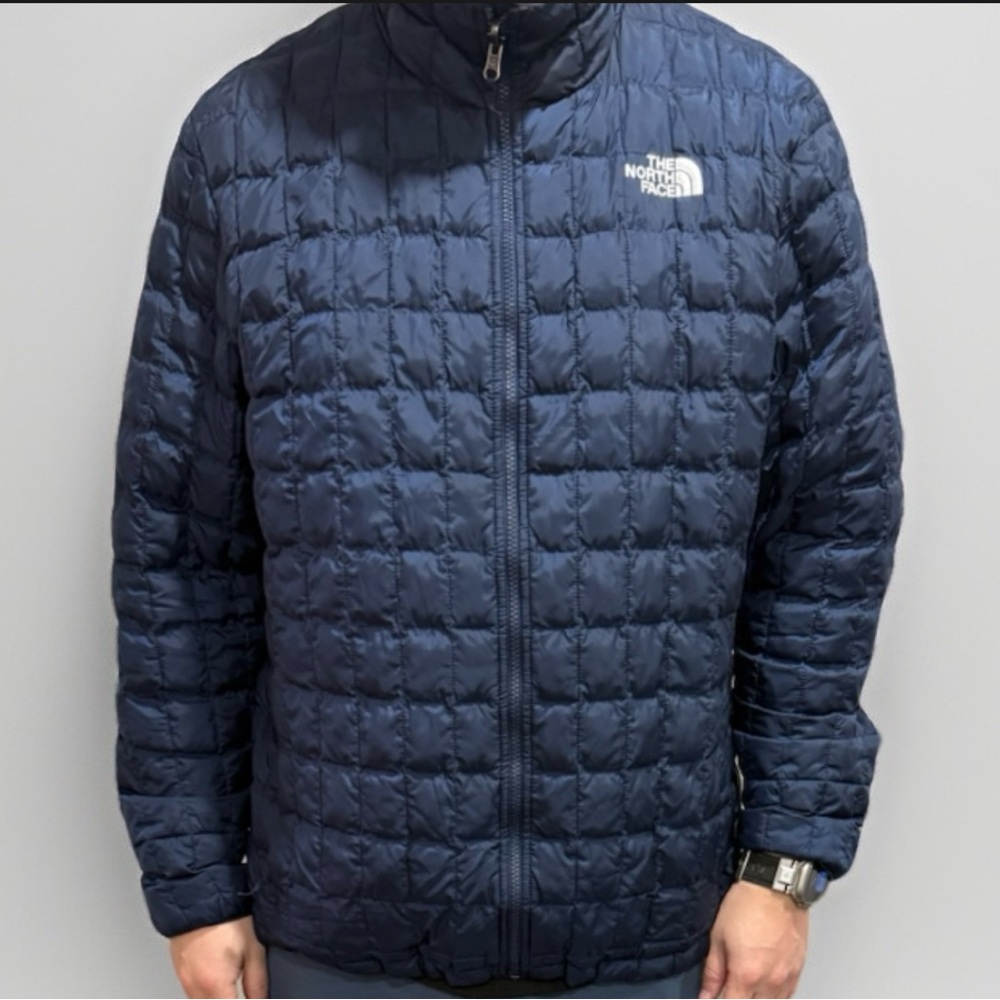 The North Face Men's Quilted Navy Puffer Jacket